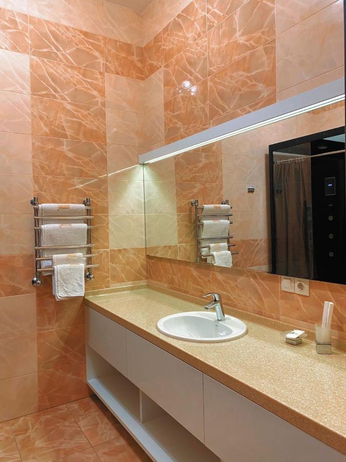 Myline Relax Complex Hotel Astana Bagian luar foto